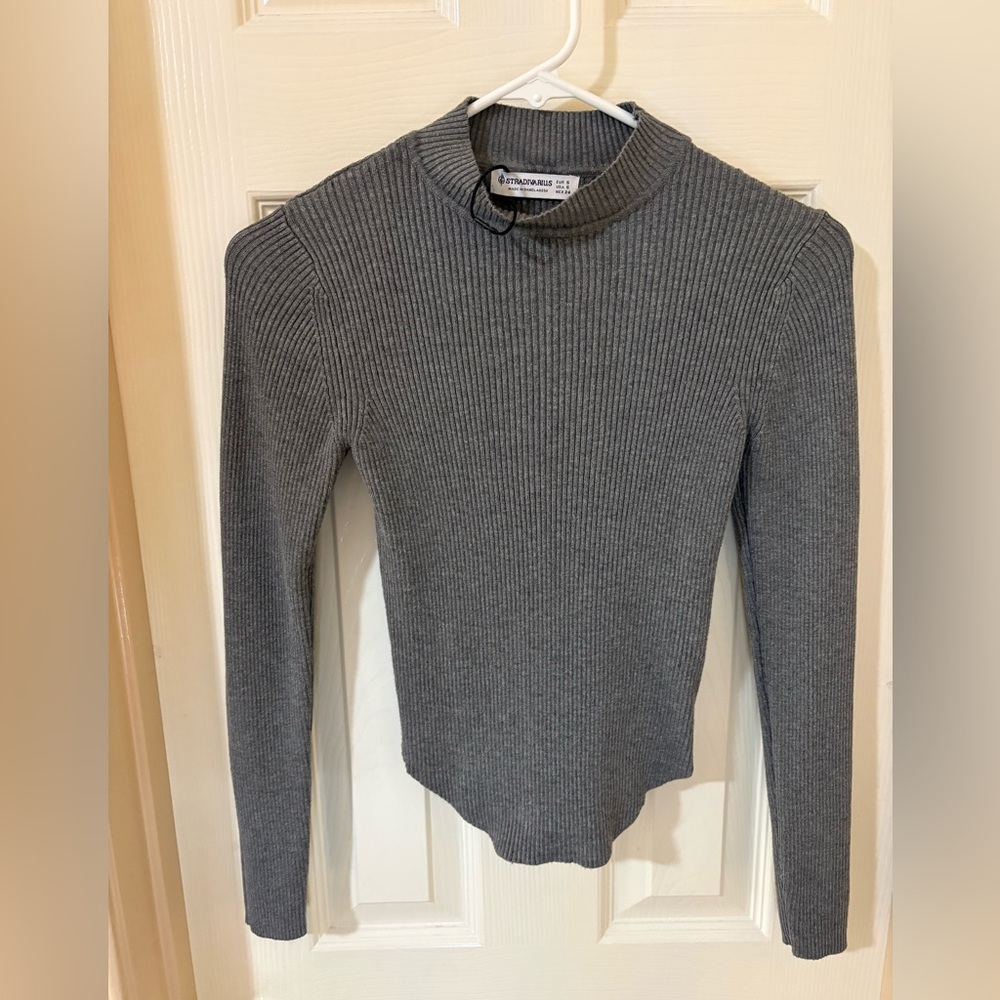 Stradivarius Charcoal Ribbed Long Sleeve Top - Picture 10 of 10